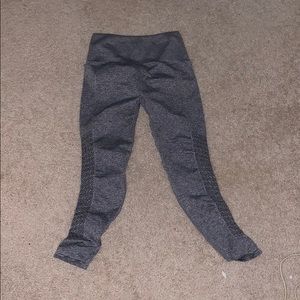 Fabletics High-Waisted Perforated 7/8 Crops NWT